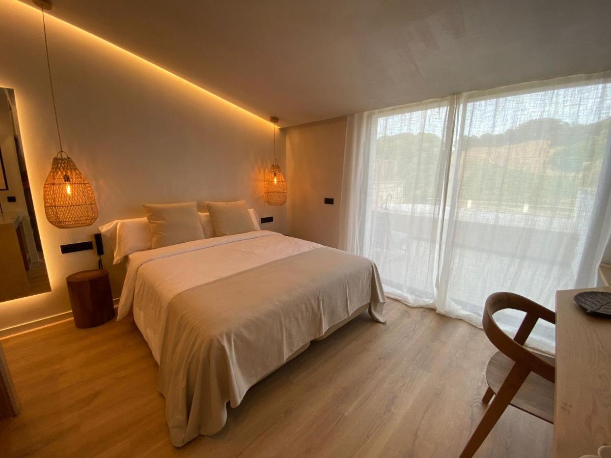 S'Estancia Suites Es Mercadal Exterior photo