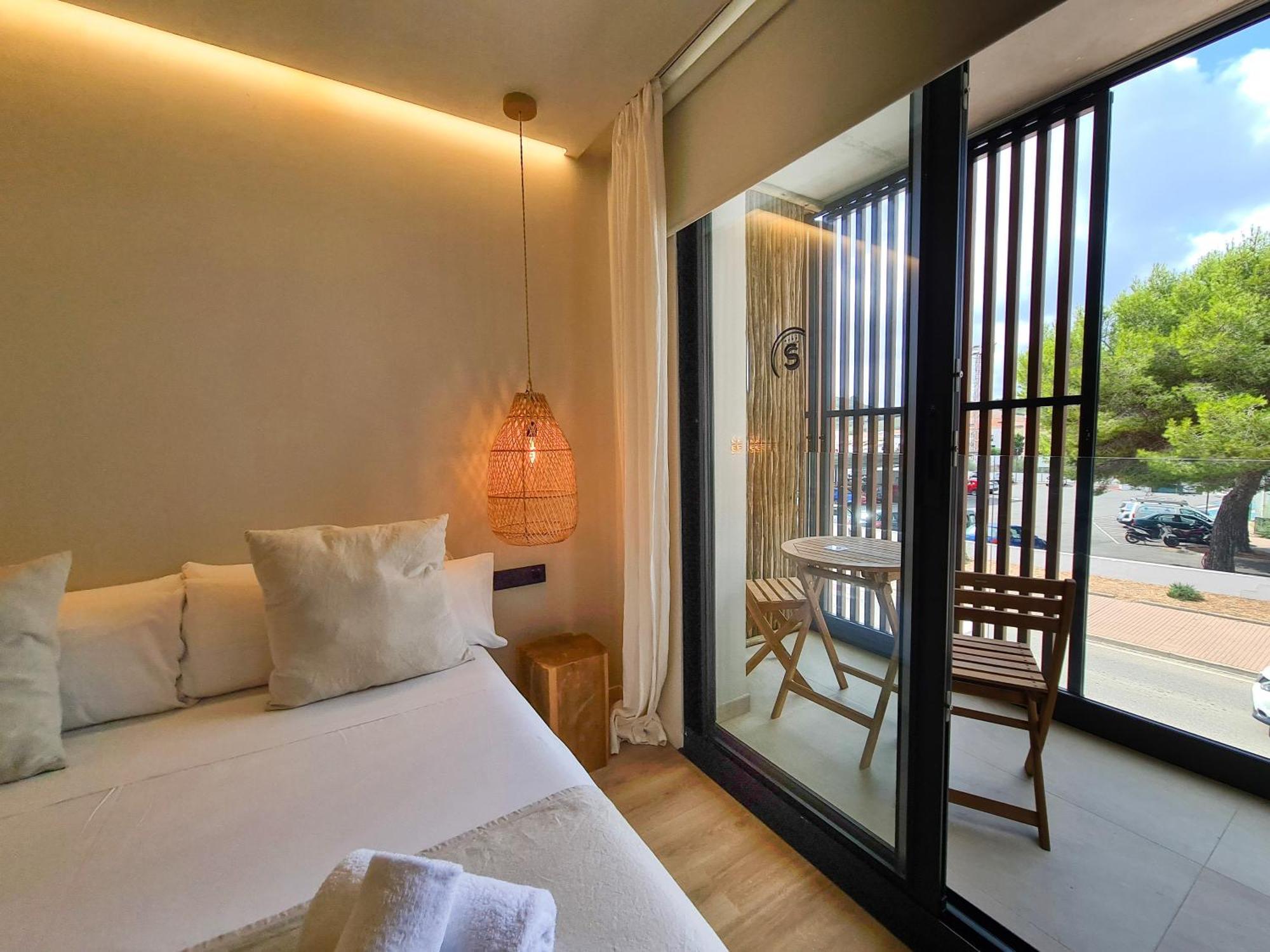S'Estancia Suites Es Mercadal Exterior photo
